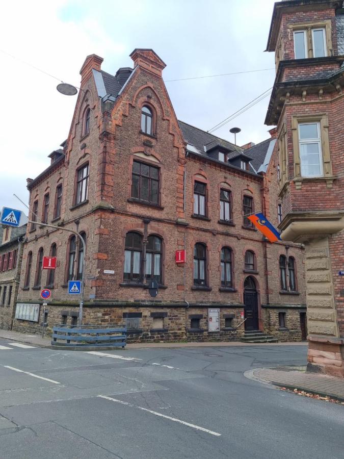 Apartment Schoenes In *